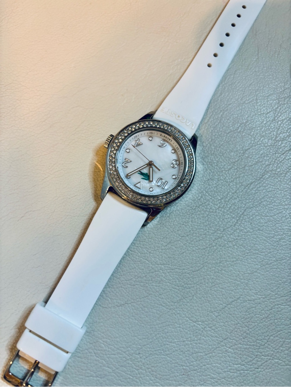 Lacoste White White Crystal Bezel Silicone Watch